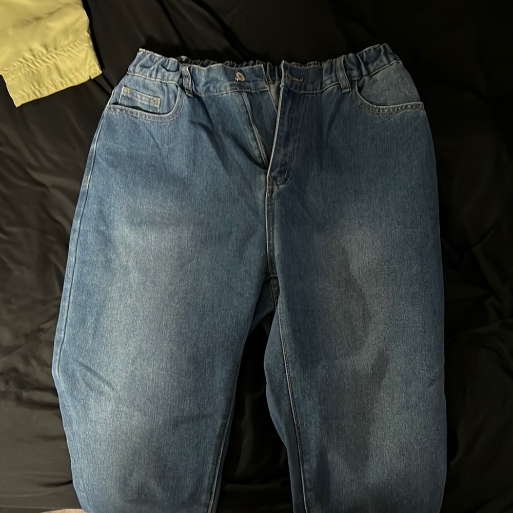 Jean - Picture 1 of 1